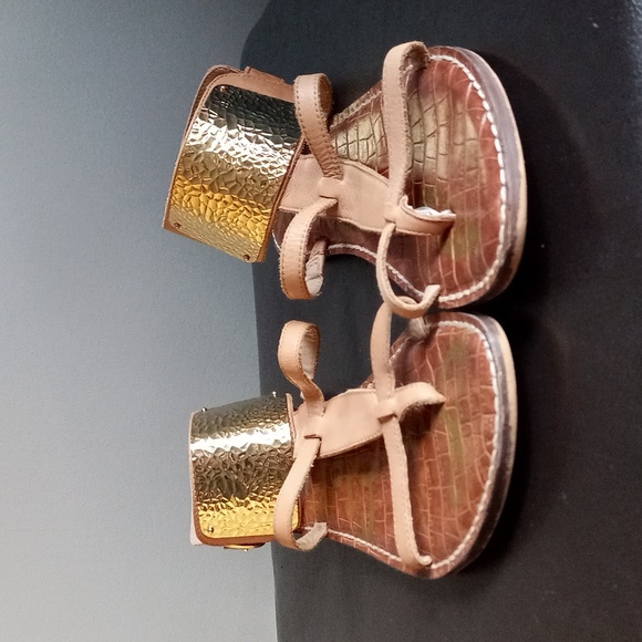 Sam Edelman Genette Gold and Tan Gladiator Sandals - Picture 6 of 14